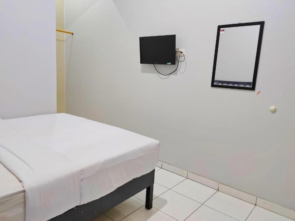 Hotel Syariah Tremigo Guesthouse Cirebon Exterior foto